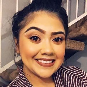 Meet your Posher, Vanessa